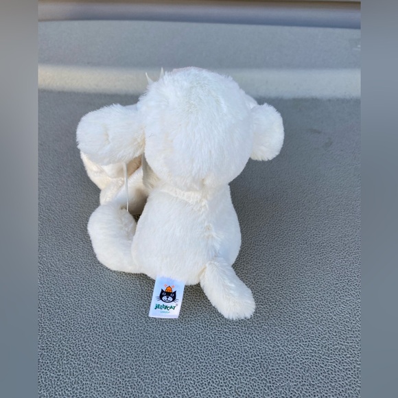 Jellycat Bashful Lamb Lovey Plush
Security Blanket Soother Ivory
White - Picture 5 of 7